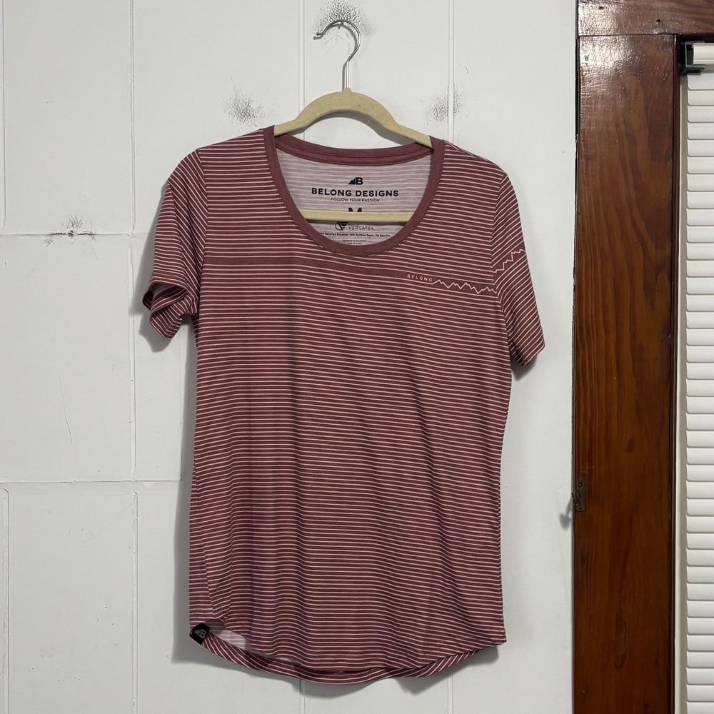 Belong Designs Versatek Striped Short Sleeve Top Womens Medium Burgundy Hiking